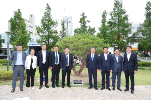 포항-훈춘시, 30년 우정 기념나무 심다