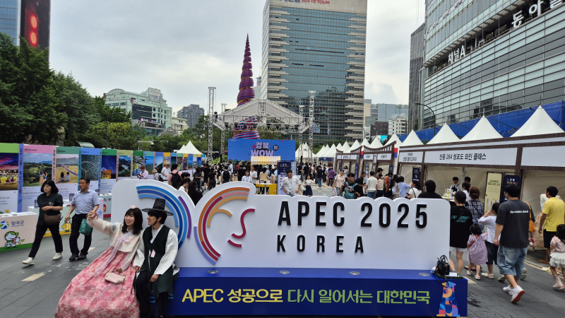 5만명 몰린 K-투어 페스티벌…서울 도심서 경북 매력 알리다