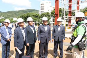 우원식 의장 “APEC 회의 성공 확신”