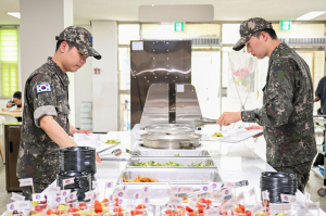 “장병들 전투력은 맛있는 식사에서 시작”