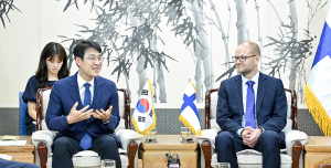 주한핀란드대사, 김정기 대구시장 권한대행 행정부시장 면담