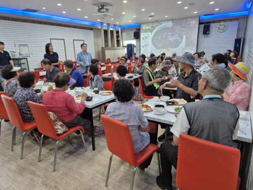 경산시 압량읍 한식한끼식당, 노인일자리 어르신들 한식 대접