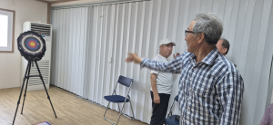 김천 감천면장, 노인회장기 한궁대회 출전 선수단 격려