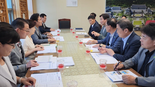 경북도청 찾은 경산시장 “예산 지원 요청”