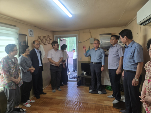 김천시 자산동 주민자치위원회 복날 맞이 경로당 방문