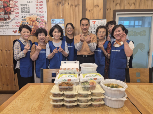 군위군 효령면 여성자원봉사대, 반찬 나눔으로 이웃 사랑 실천
