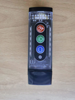 경산시, 재활용품 수집 노인·장애인 대상 LED안전표시등 배부