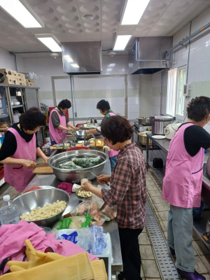 포항시 평생학습원, 반찬 나눔 봉사활동