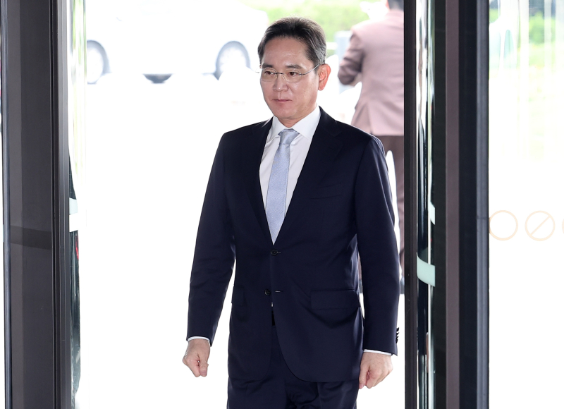‘10년 사법 족쇄’ 풀린 이재용 회장