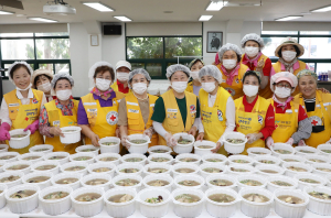 ㈜풀토래, 대구 적십자에 삼계닭 기부