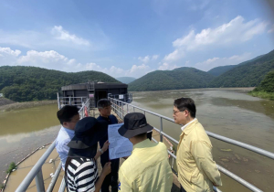 서흥원 낙동강유역환경청장, 사연댐 부유쓰레기 현장점검