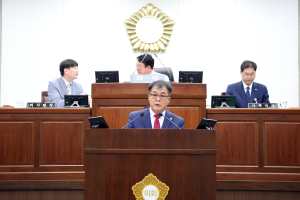 권선호 칠곡군의원 “요양보호사 처우 개선”