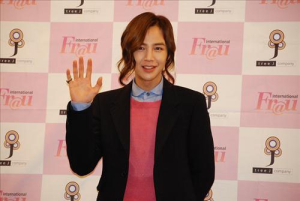 장근석, 한양대12억 기부