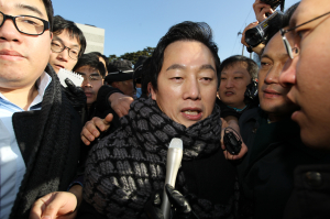 ‘나꼼수’ 정봉주 징역 1년 확정