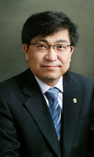 DIMF 3대 이사장 ‘장익현 변호사’ 선임