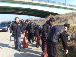 포항 남구청‘설 맞이 자연정화활동’대대적 전개