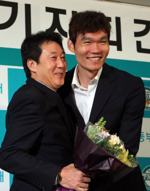 이충희 감독 “부임 첫해 우승이 목표”