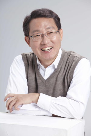 “전통시장 보호 법적근거 마련”