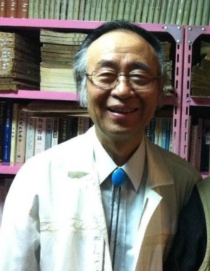 “종이 한장도 역사”…‘사료 기증왕’ 심정섭 씨