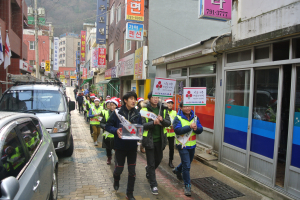 사랑의 열매 달아주기