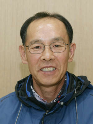 폐지 팔아 모은 ‘작은 정성’기탁