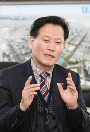 “공직생활 최고의 보람은 포항운하 건설 참여”