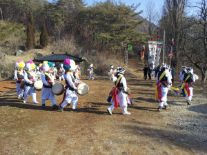 기세배 굿 재현행사 확대 발전