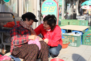 이강덕 포항시장 예비후보 부인의 ‘조용한 내조’