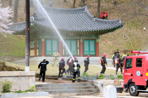 김천소방서, ‘직지사 대웅전’ 산불진화 합동훈련