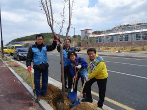 이창균, 지역 곳곳 누비며 표심호소