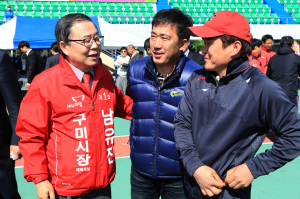 남유진 구미시장 예비후보, 축구대회ㆍ시장 돌며 민심 청취