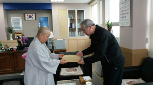 청도군 운문사, 탁발성금 이웃사랑