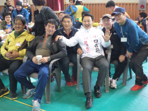 모성은, 경선대책ㆍ승리모임 가져