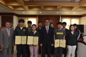 골프와 한의학의 만남…‘3관왕’ 일궜다