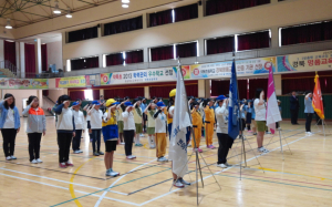 “신입대원의 입단 축하하며”