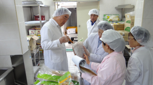 “맛있고 위생적인 점심 교육장이 책임져요”