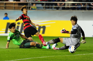 거침없는 포항, 전북 꺾고 ACL ‘8강 안착’