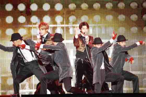 동방신기, 최강 한류 입증