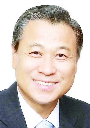정수성 의원, 새누리 경북도당 위원장 취임