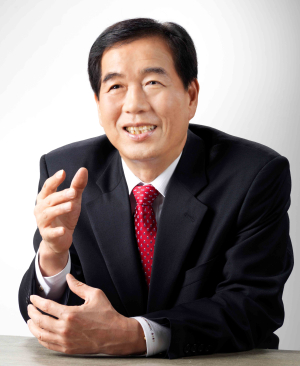 시민들과 함께 새 임기 시작