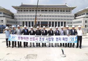 도의회 건설소방위, 신도시 조성 사업장 방문