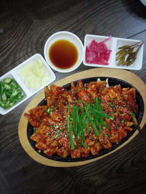 “영일만 검은돌장어` 맛 보세요”