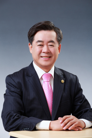 “서민 목소리 청취, 주저하지 않을 것”