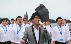 이승철, 독도서 통일 염원곡 ‘그날에’ 발표
