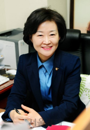 “휴대폰 명의도용 소비자 피해 심각”