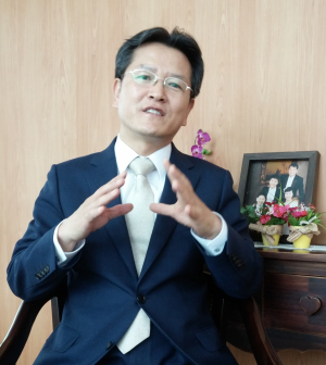 학생들에 꿈ㆍ희망 심는 ‘행복교육 전도사’