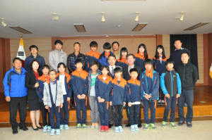 군위교육청 ‘교육감배 시군대항 초·중 구간 마라톤대회’ 결단식