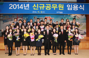 “부모님께 감사 마음 안고 첫 출발 알려요”