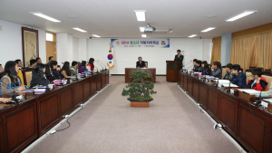 청소년들 민주적 가치관 확립 함양