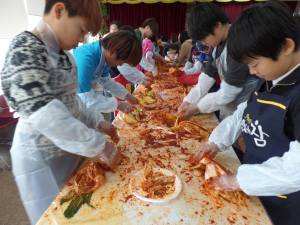 사랑으로 익어가는 김장 나눔